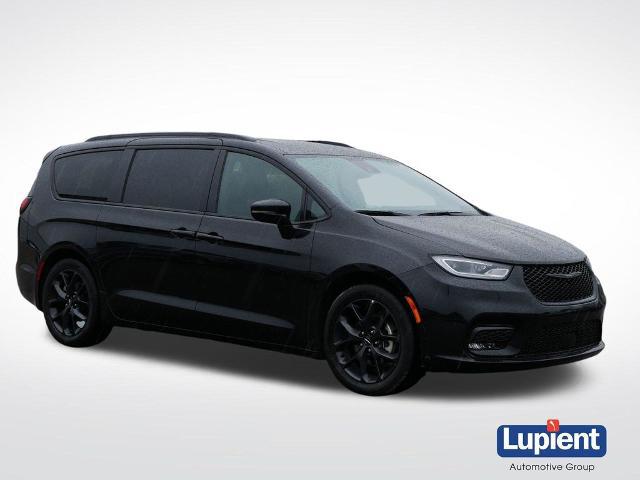 2025 Chrysler Pacifica Limited for sale in Baldwin, WI