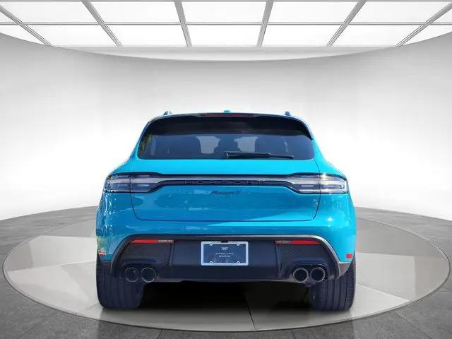 2023 Porsche Macan T