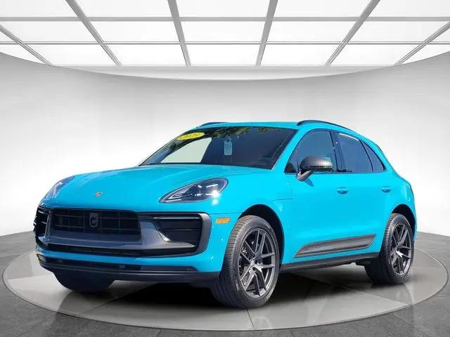 2023 Porsche Macan T