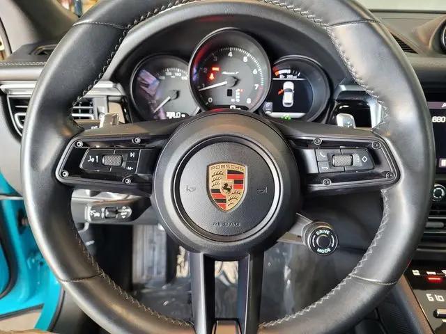 2023 Porsche Macan T