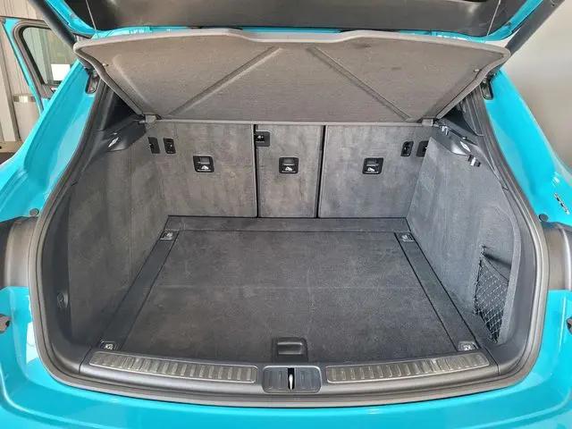 2023 Porsche Macan T