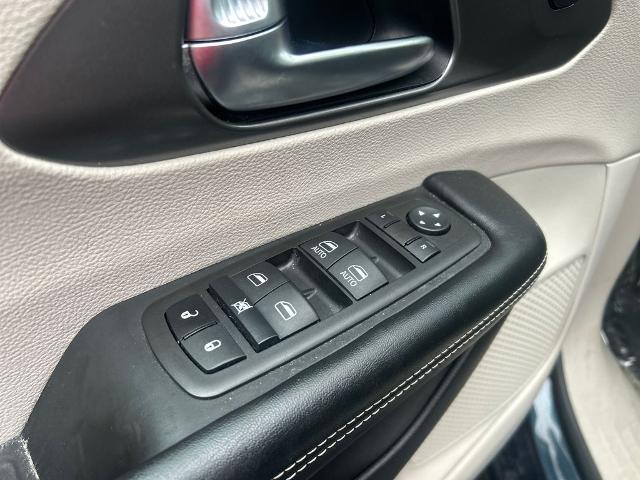 2022 Chrysler Pacifica Touring L AWD