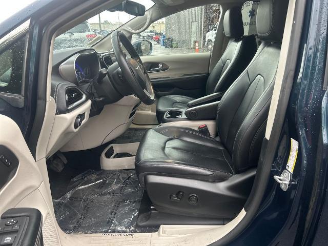 2022 Chrysler Pacifica Touring L AWD