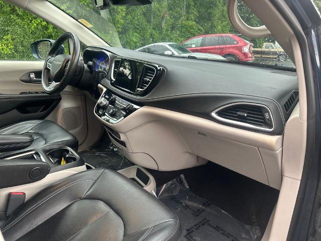 2022 Chrysler Pacifica Touring L AWD