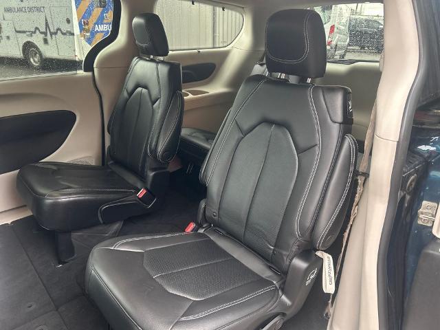 2022 Chrysler Pacifica Touring L AWD