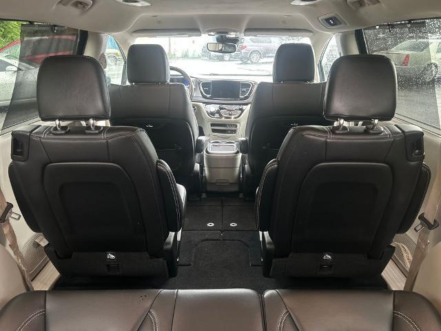2022 Chrysler Pacifica Touring L AWD