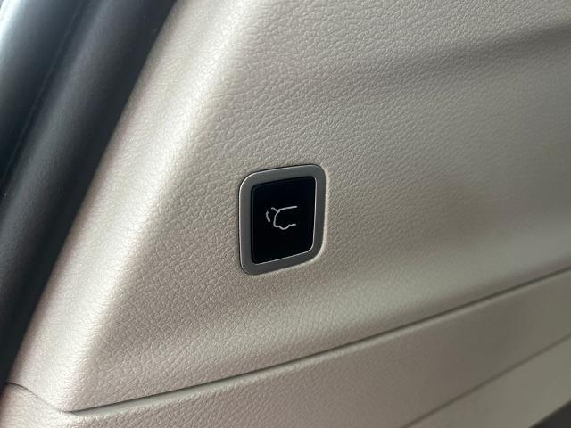 2022 Chrysler Pacifica Touring L AWD
