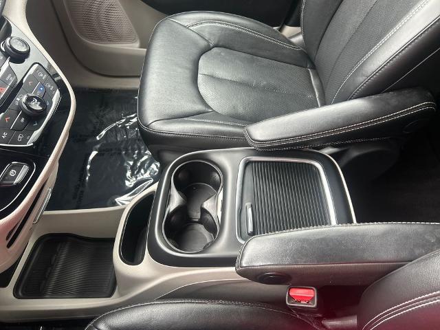 2022 Chrysler Pacifica Touring L AWD
