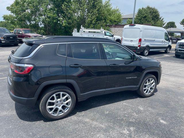 2022 Jeep Compass Latitude Lux 4x4