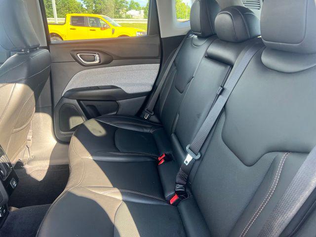 2022 Jeep Compass Latitude Lux 4x4
