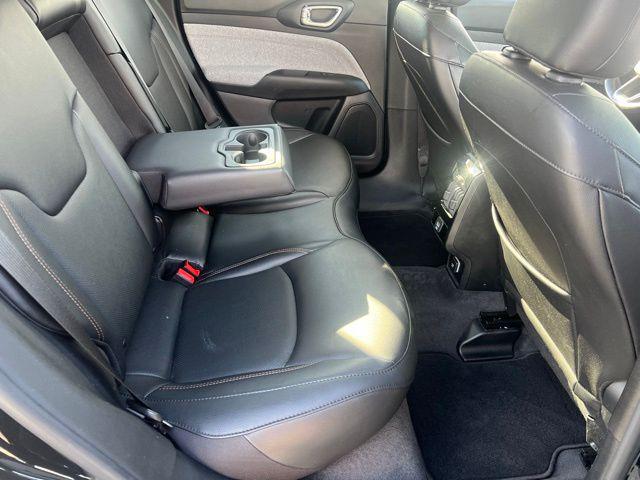 2022 Jeep Compass Latitude Lux 4x4