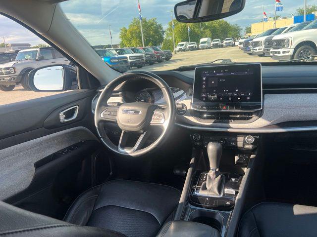 2022 Jeep Compass Latitude Lux 4x4