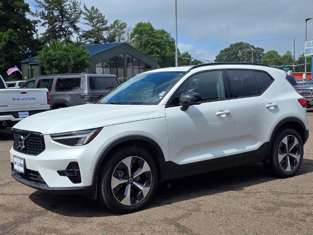 2024 Volvo XC40 B5 Plus Dark Theme for sale in Corvallis, OR