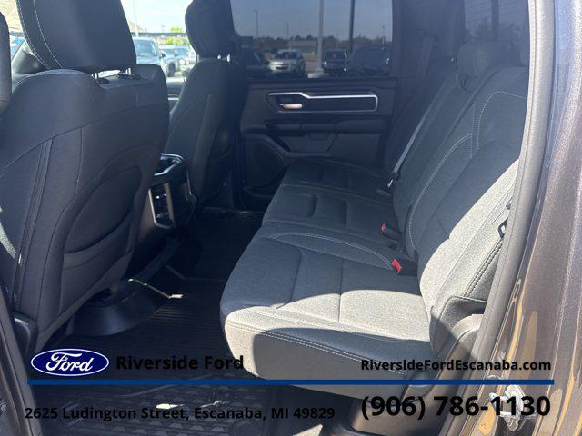 2021 Ram 1500 Big Horn Crew Cab 4x4 5'7" Box