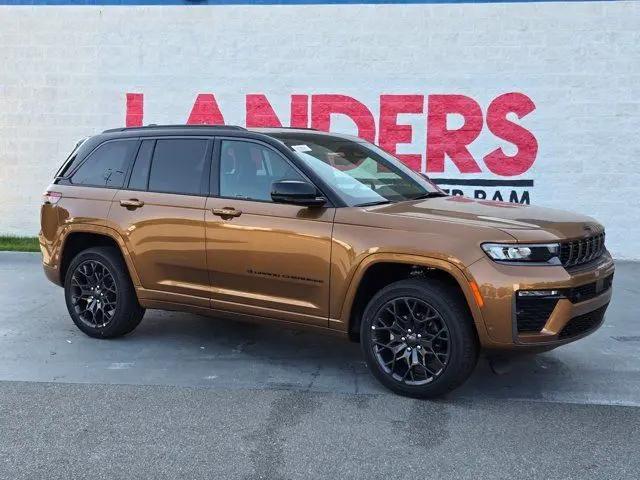 2026 Jeep Grand Cherokee Summit 4x4 for sale in Little Rock, AR