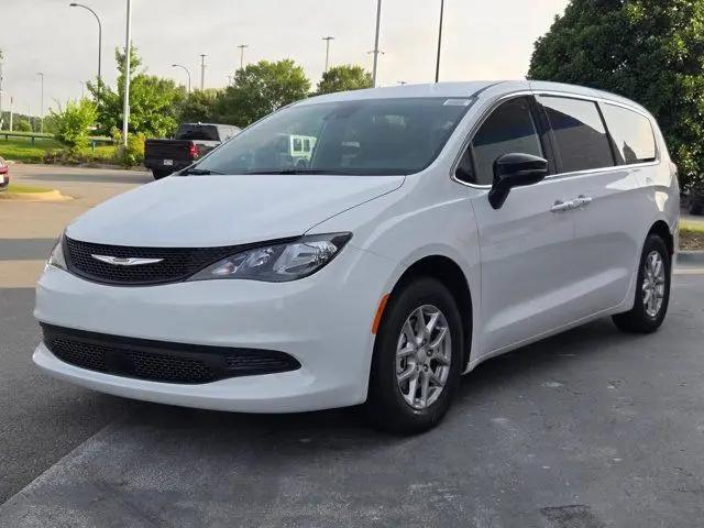 2027 Chrysler Pacifica LX