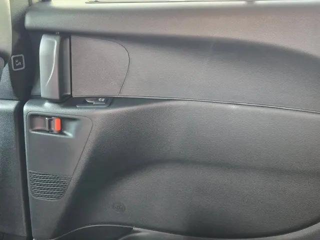2027 Chrysler Pacifica LX