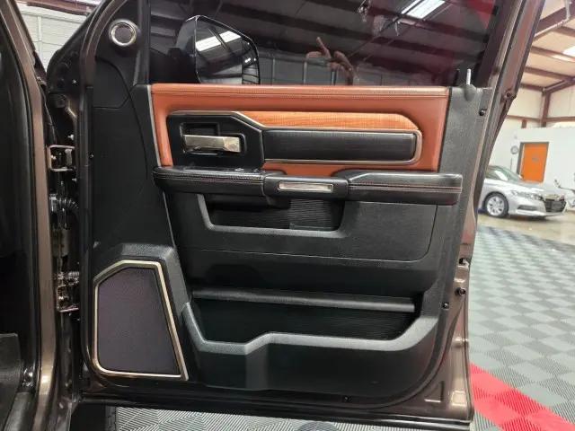 2021 Ram 3500 Limited Longhorn Crew Cab 4x4 8' Box