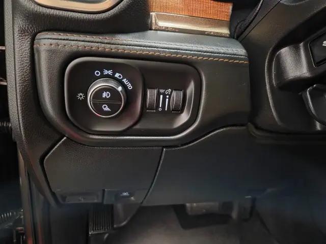 2021 Ram 3500 Limited Longhorn Crew Cab 4x4 8' Box
