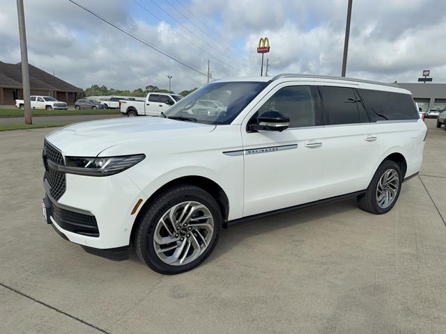 2025 Lincoln Navigator Reserve L for sale in New Boston, TX