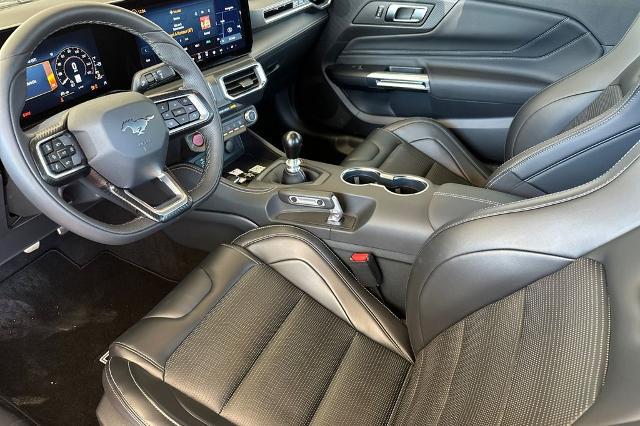 2025 Ford Mustang GT Premium Fastback