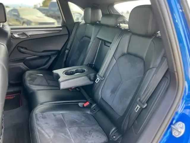 2018 Porsche Macan Macan