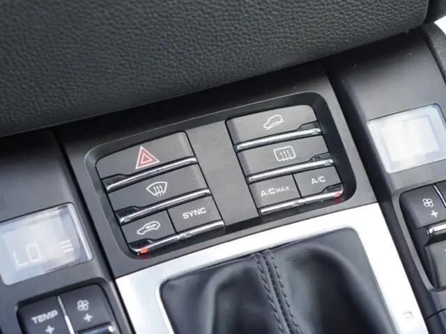 2018 Porsche Macan Macan