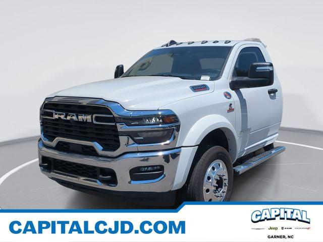 2026 RAM 5500 Chassis RAM 5500 BIG HORN CHASSIS REGULAR CAB 4X4 120 CA
