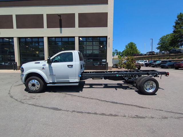 2026 RAM 5500 Chassis RAM 5500 BIG HORN CHASSIS REGULAR CAB 4X4 120 CA