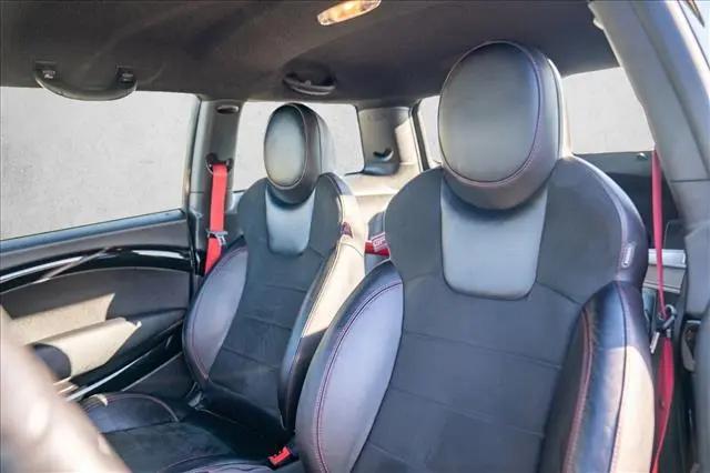2013 MINI Hardtop John Cooper Works