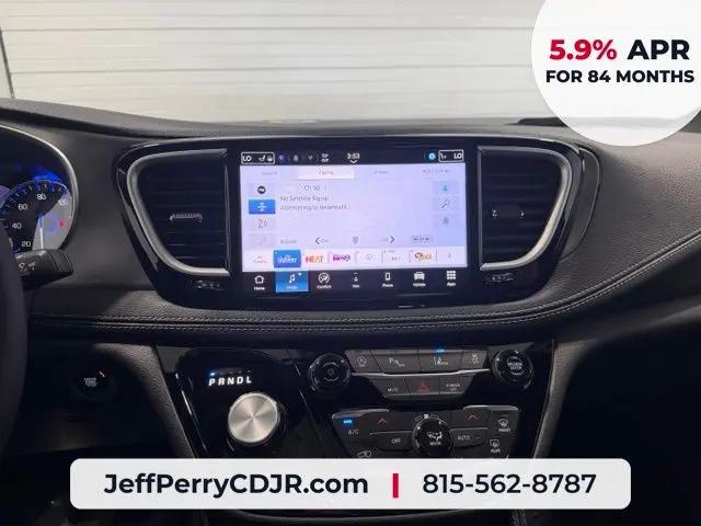 2027 Chrysler Pacifica Limited