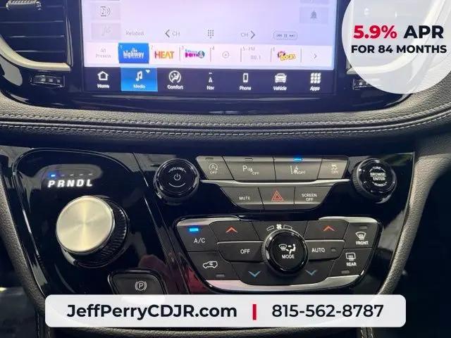 2027 Chrysler Pacifica Limited