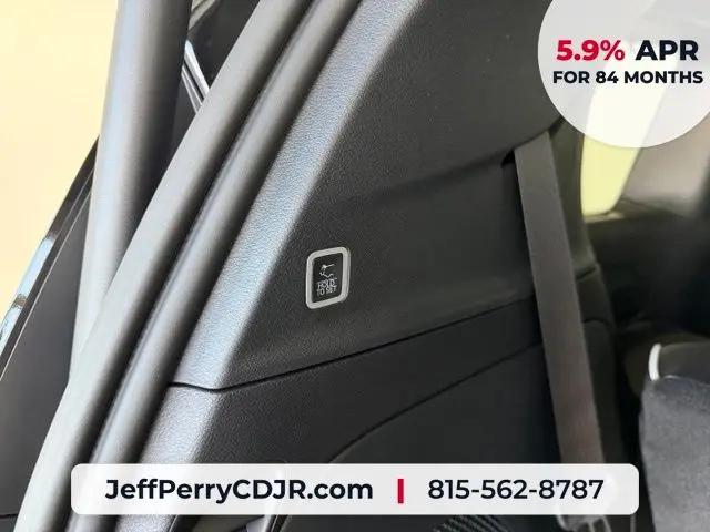 2027 Chrysler Pacifica Limited