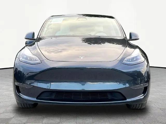 2024 Tesla Model Y Long Range Single Motor Rear-Wheel Drive