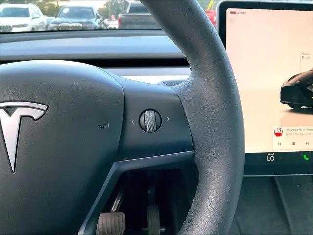 2024 Tesla Model Y Long Range Single Motor Rear-Wheel Drive