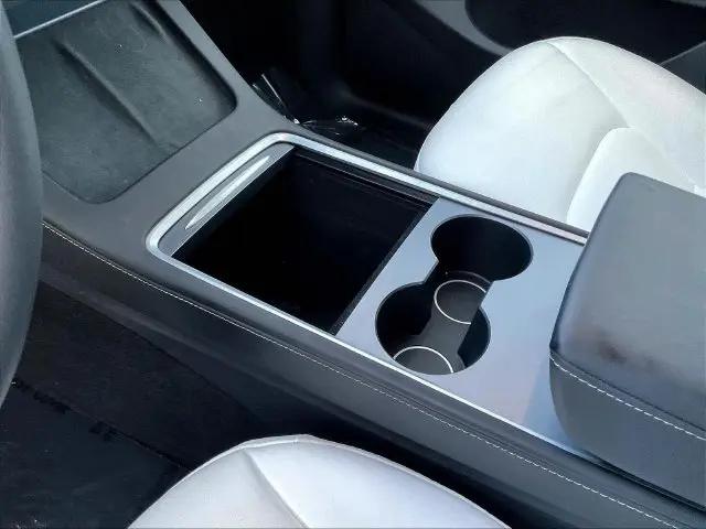 2024 Tesla Model Y Long Range Single Motor Rear-Wheel Drive