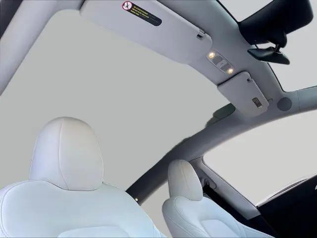 2024 Tesla Model Y Long Range Single Motor Rear-Wheel Drive