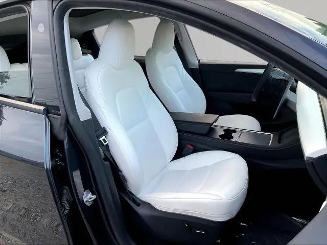 2024 Tesla Model Y Long Range Single Motor Rear-Wheel Drive