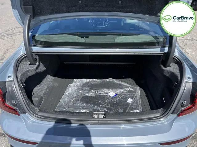 2023 Volvo S60 B5 Plus Dark Theme
