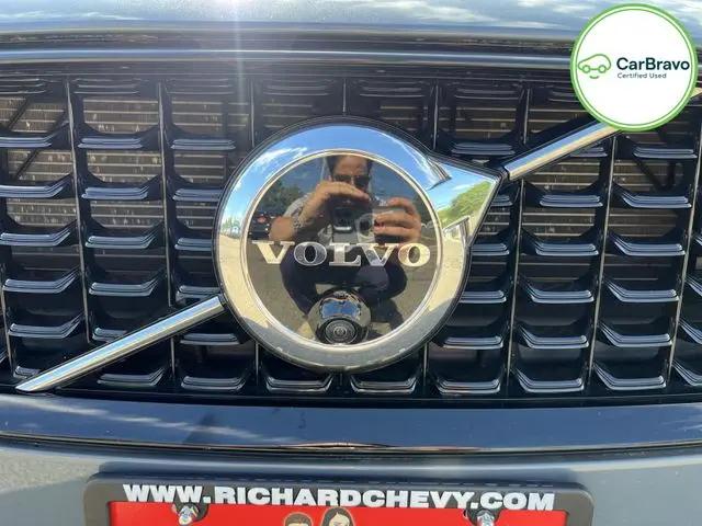 2023 Volvo S60 B5 Plus Dark Theme