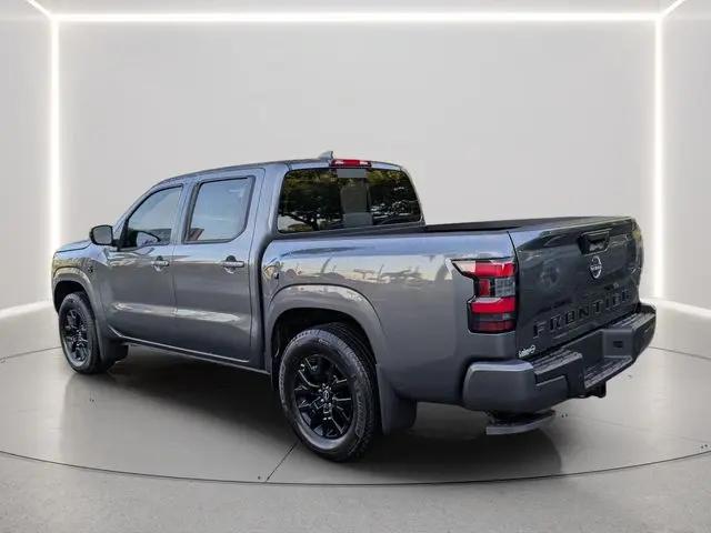 2026 Nissan Frontier Crew Cab SV 4x2