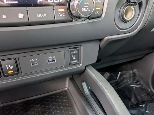 2026 Nissan Frontier Crew Cab SV 4x2