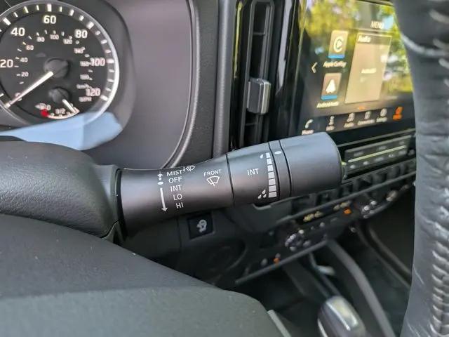 2026 Nissan Frontier Crew Cab SV 4x2