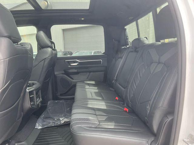 2025 Ram 1500 Big Horn Crew Cab 4x4 57 Box