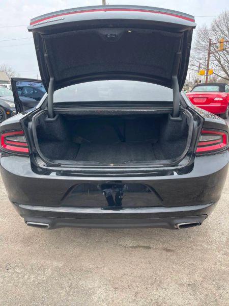 2016 Dodge Charger SE