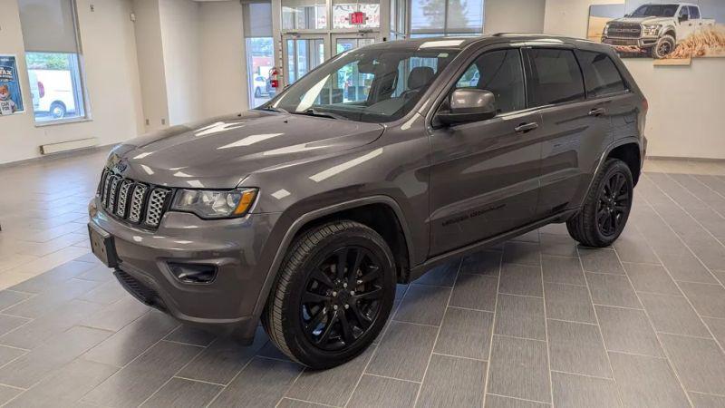 2019 Jeep Grand Cherokee Altitude 4x4 for sale in Twinsburg, OH