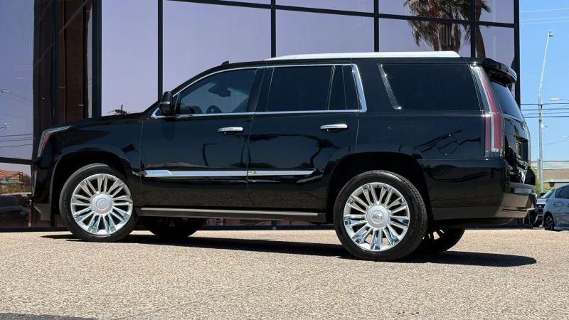 2016 Cadillac Escalade Platinum
