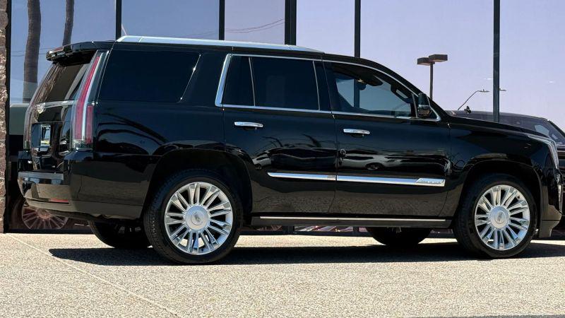 2016 Cadillac Escalade Platinum