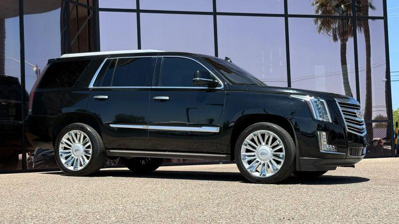 2016 Cadillac Escalade Platinum