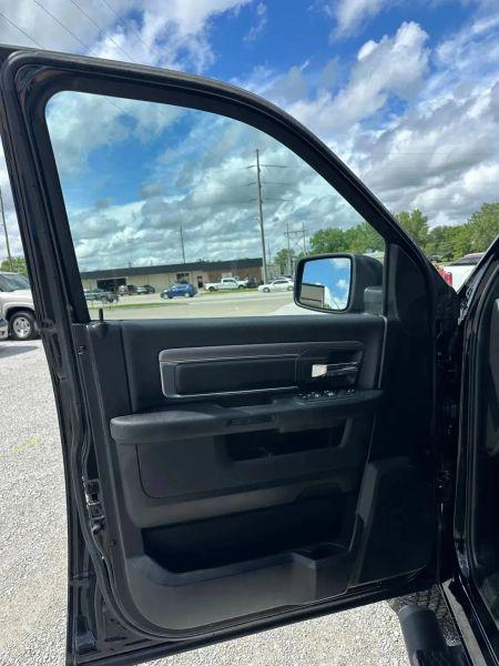 2022 Ram 1500 Classic Warlock Crew Cab 4x4 57 Box